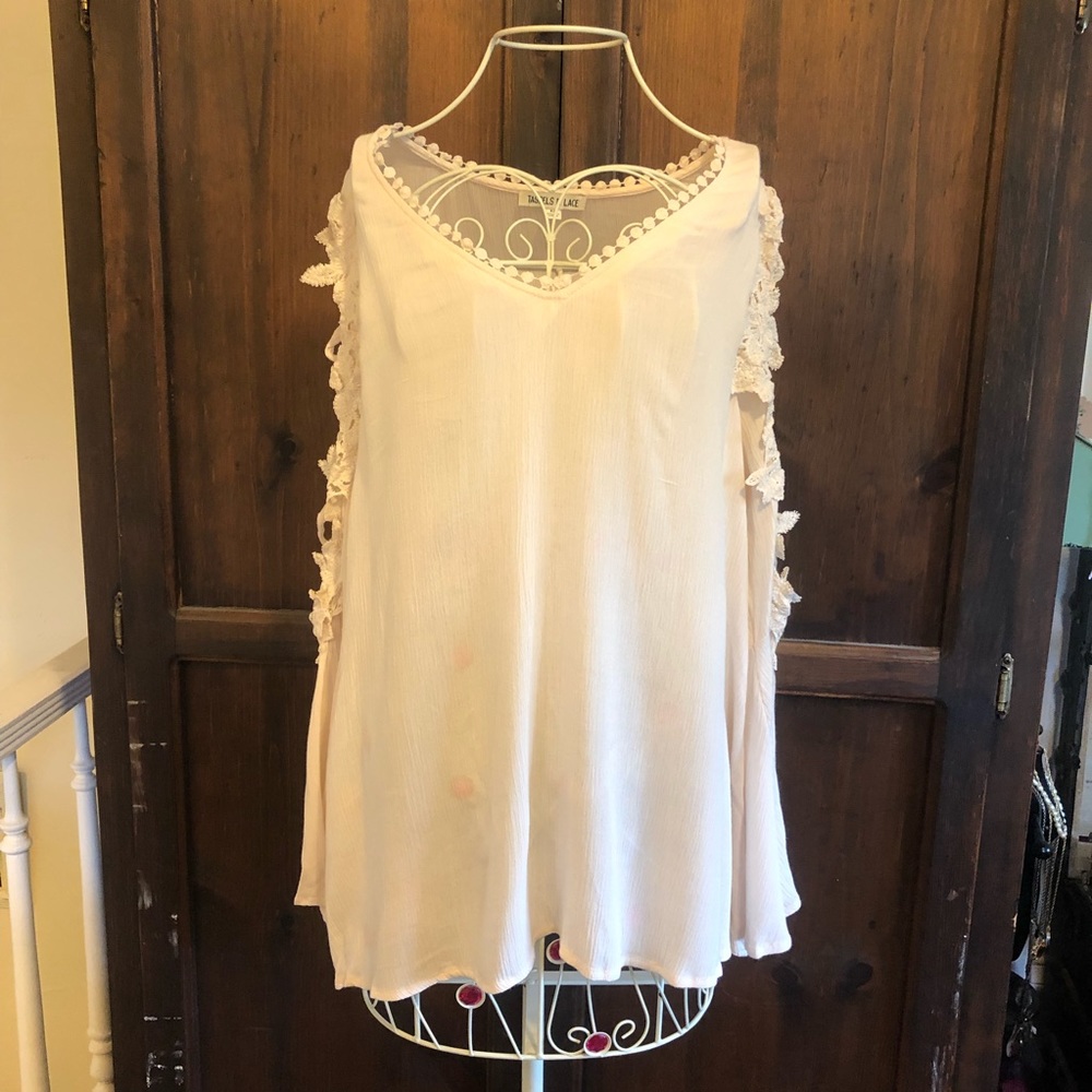SOLD NWOT Corset Sleeve Ivory Crepe Blouse - Picture 4 of 8